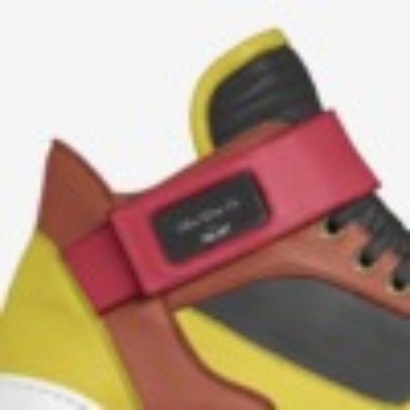THIN/LINE CO. FASHION STRAP HI TOP